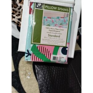 Living Quarters 2 Pillow Shams Cool Multi Standard NIP 20x26